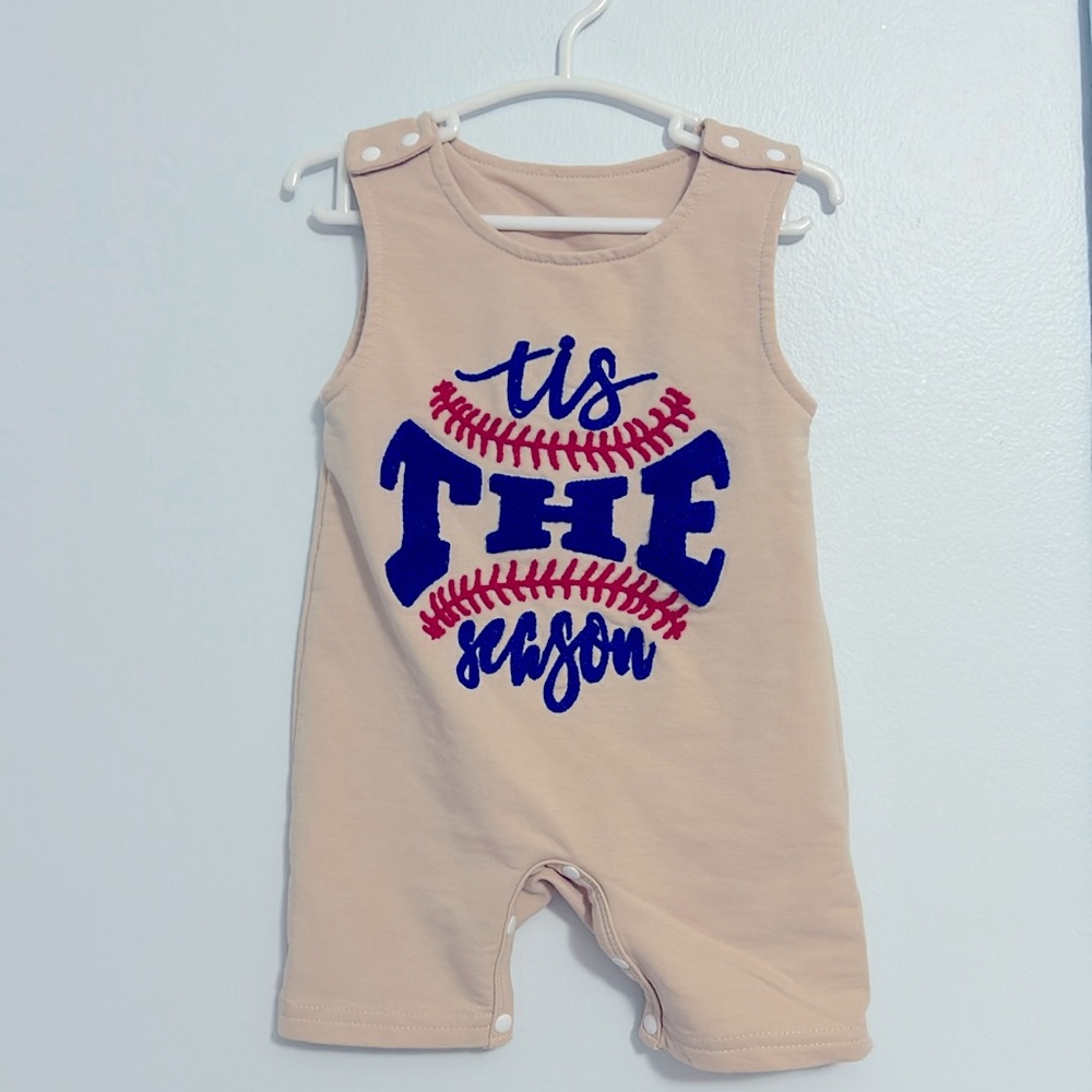 Baby 6-12 months romper. Baseball.